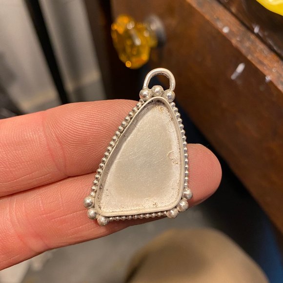 Handmade Pendant with Silicated Chrysocolla and Malachite set in Sterling Silver - Picture 11 of 11